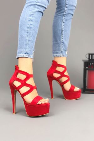 Kırmızı Magusa Topuklu Kadın Ayakkabı