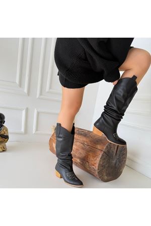 Jeoni Siyah Cilt Topuklu Çizme