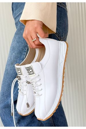 Monya Beyaz Cilt Bağcıklı Spor Ayakkabı
