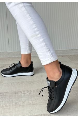 Monya Siyah Cilt Bağcıklı Spor Ayakkabı