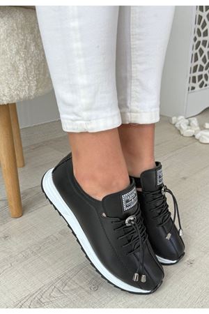Monya Siyah Cilt Bağcıklı Spor Ayakkabı