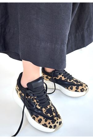 Mark Leopar Süet Bağcıklı Spor Ayakkabı