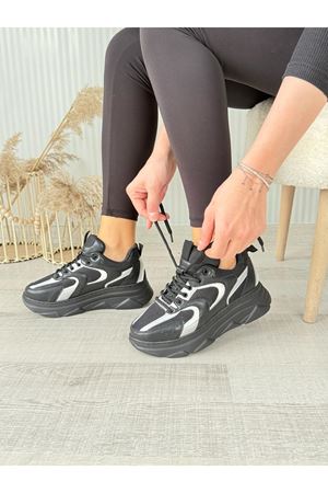 Cata Siyah Cilt Beyaz Detaylı Spor Ayakkabı