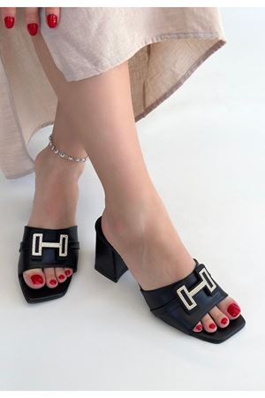 Erew Siyah Cilt Topuklu Terlik