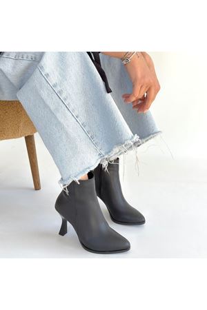 Mişha Siyah Cilt Topuklu Bot