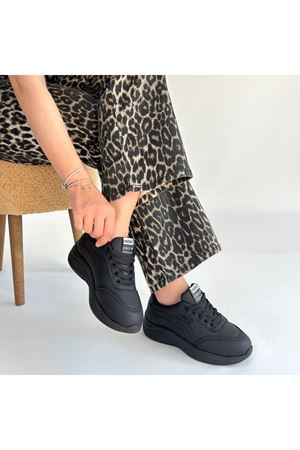 Yejja Siyah Cilt Bağcıklı Spor Ayakkabı