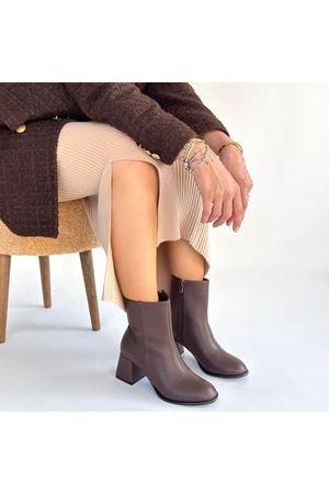 Tendy Kahverengi Cilt Topuklu Bot