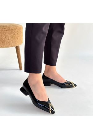 Goes Siyah Rugan Babet Ayakkabı