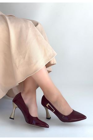 Motya Bordo Rugan Topuklu Ayakkabı