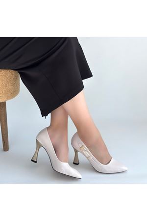 Motya Bej Rugan Topuklu Ayakkabı