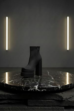 Vegaaa Siyah Süet Kare Burun Çift Platform Kalın Topuklu Kadın Bot