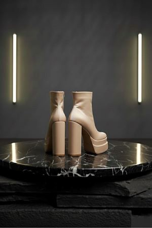 Vegaaa Ten Süet Kare Burun Çift Platform Kalın Topuklu Kadın Bot