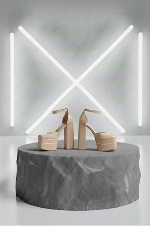 Figooo Nude Rugan Çift Platformlu Kalın Topuklu Kadın Ayakkabı / Bilekten Bağlamalı Küt Burun