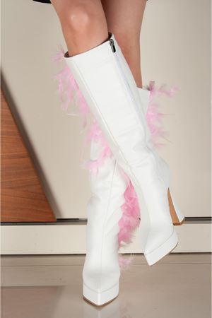 Violettt Püsküllü Beyaz Kadın Sivri Burun Platform Çizme