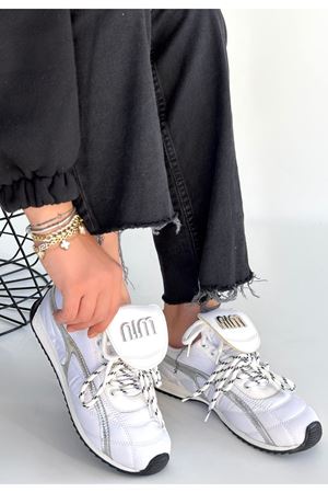 Dissa Beyaz Cilt Bağcıklı Paraşüt Detaylı Spor Ayakkabı