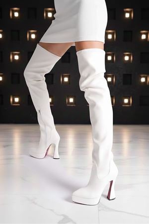 Coraaa Beyaz Cilt Kadın Sivri Burun Platform Diz Üstü Streç Çizme