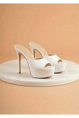 Dylan Kadın Beyaz Rugan Özel Tasarım İnce Topuklu Terlik