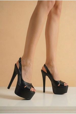 Lizza Siyah Deri Yandan Ayarlanabilir Ince Yüksek Topuklu Kadın Ayakkabı